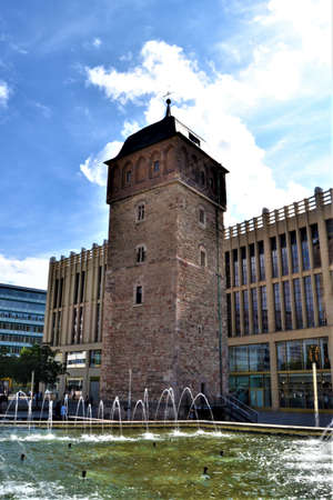 Ancient Red Tower in Chemnitz, Germany. Roter turm (Red Tower) and fountain in front of it in Chemnitz.のeditorial素材