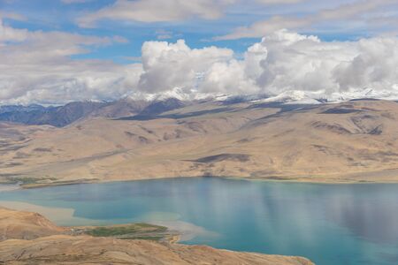 Tsomoriri lake landscape, Leh, Indiaの写真素材