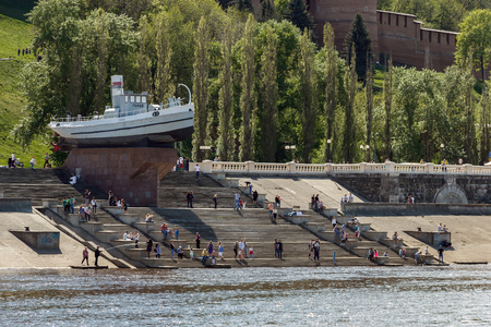Nizhny Novgorod. People resting on the Nizhne-Volzhskaya Embankment in a sunny weekendのeditorial素材
