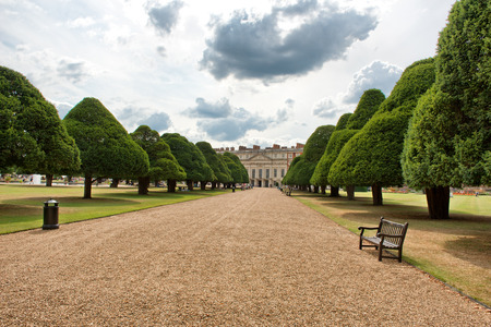 Great Fountain Garden and Hampton Court Palace near London, UKのeditorial素材