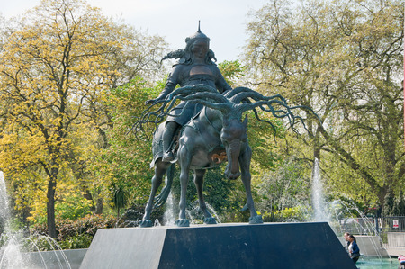 Monumental Sculpture of Mongolian Hero Genghis Khan in Marble Arch, Hyde Park Londonのeditorial素材