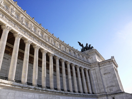 The Monument to King Vittorio Emanuele 2 in The Piazza Venezia in Rome  This building is called El Vittoriano and is affectionately known as the Wedding Cake.のeditorial素材