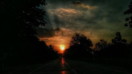 When the sunsetの素材