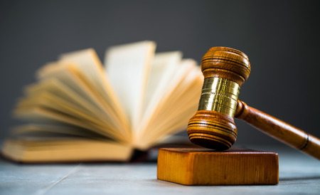 Symbols for balance and power in law and court, ?ã ???c ch?nの写真素材