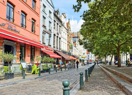 BRUSSELS, BELGIUM-AUGUST 29, 2014: Place Saint Catherine, which was built on place of the old port. This square is a favorite place for tourists searching Belgian sea food restaurants.のeditorial素材