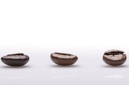 Coffee beans  against white backgroundの写真素材