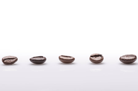 Coffee beans  against white backgroundの写真素材