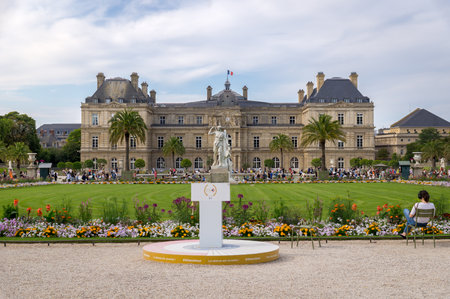 Paris, France 08 04 2023: A lectern in front of Luxembourg Palace Palais du Luxembourg in hot summer afternoon. Tourists use the lectern for creative selfiesのeditorial素材