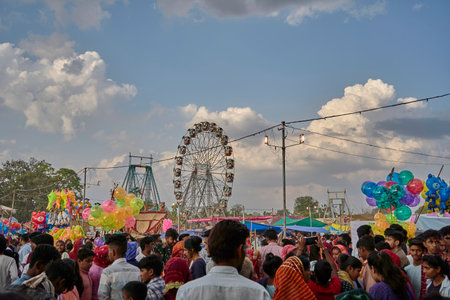 Sikar ,India ; 04-13-2023 : A giant ferris wheel in a fairのeditorial素材