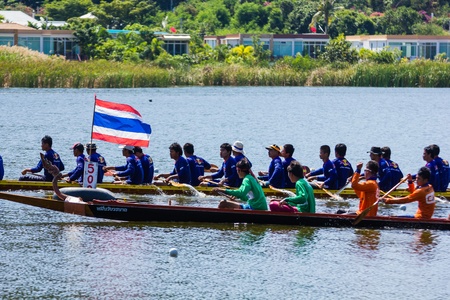HUAHIN,PRACHUAPKHIRIKHAN,THAILAND - DECEMBER 09 : Unidentified crew in traditional Thai long boats...