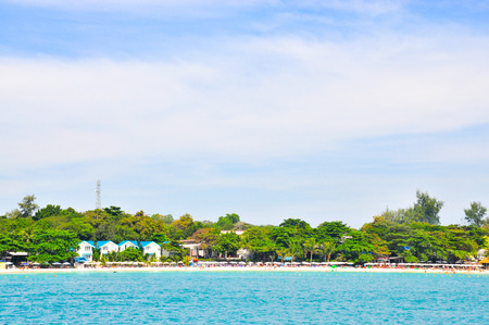 Kao Samat is Thailand have a famous tours,We look at from the boat see white beach same the glass sand のeditorial素材