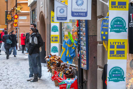 STOCKHOLM, SWEDEN - NOV 26: Christmas atmosphere of the city. People rest, have fun and shoping on Hamla Stan old streets. Stockholm. Sweden. Europe. November 26, 2010のeditorial素材