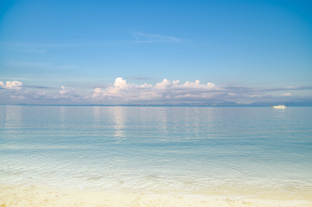 Calm Sea Ocean And Blue Sky Backgroundの写真素材