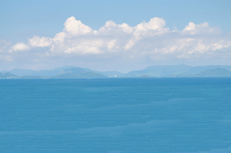 Calm Sea Ocean And Blue Sky Backgroundの写真素材