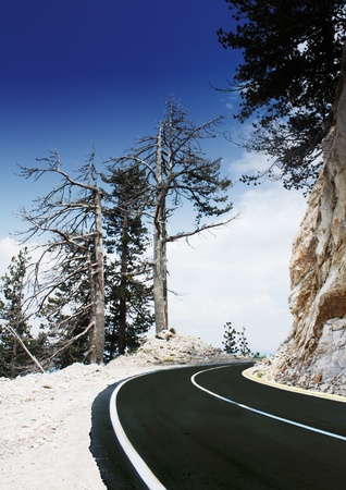 curve road on mountainの写真素材