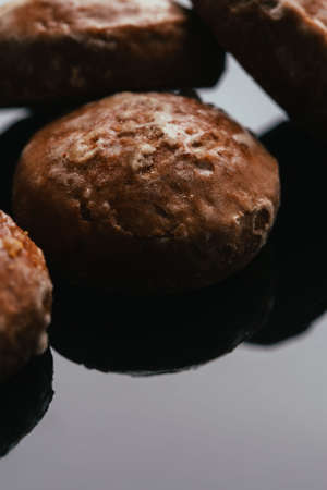 fresh gingerbread close-up on a dark background.の写真素材