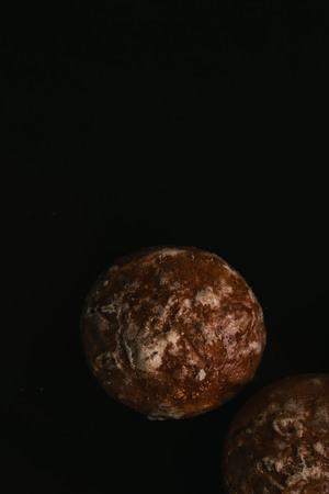 fresh gingerbread close-up on a dark background.の写真素材