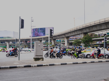 Victory monument,Bangkok,Thailand 08 Nov 2017 : Traffic at victory monument. Victory monument build to commemorate the military and victory in Franco - Thai war (1940-1941)のeditorial素材