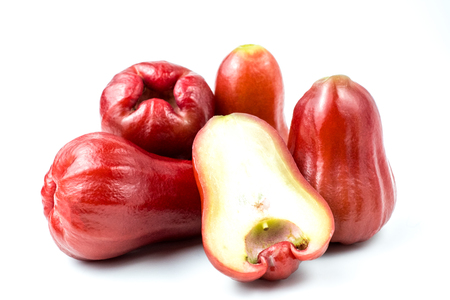 rose apple (chomphu) fresh isolated clipping path on white backgroundの写真素材
