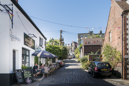 Cobbled street in the town of Arundel, West Sussex, UKのeditorial素材
