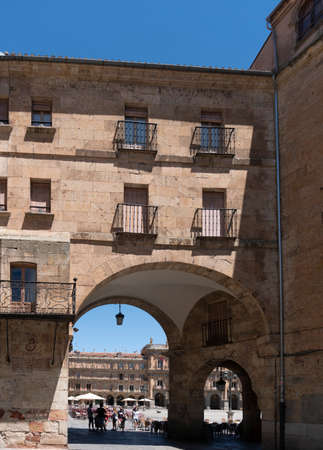 Arched entrance to Plaza Mayor in the city of Salamanca, Spainのeditorial素材