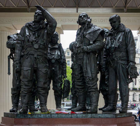 The Royal Air Force Bomber Command Memorial in Green Park, London, UKのeditorial素材