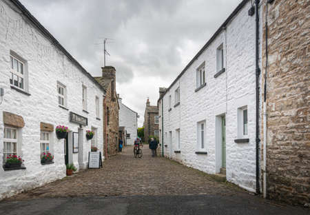 Cobbled street in the village of Dent, Cumbria, UKのeditorial素材