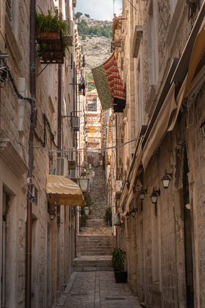 Narrow Street in the Old City of Dubrovnik, Croatiaのeditorial素材
