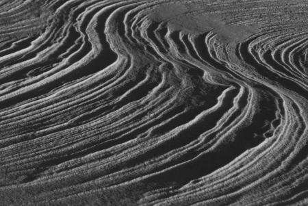 Wind driven textures in the snowの写真素材
