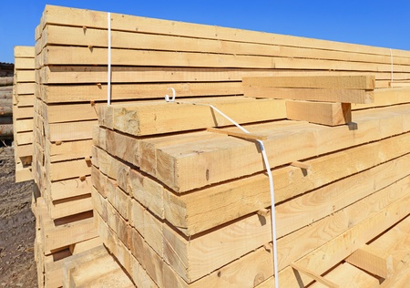 Building bar from a tree and an edging board in stacks