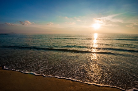 Sunrise the the beach of Samui, Thailandの写真素材
