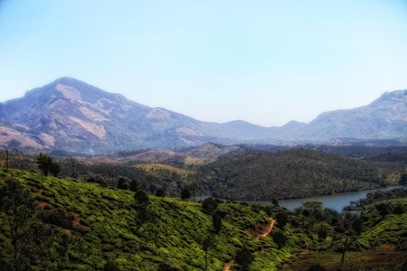 hight Munnar mountains with blue lake in Indiaの写真素材