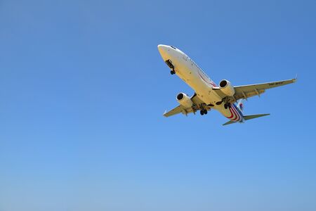 PHUKET, THAILAND - MARCH 26, 2018: Malaysia Airline Boeing 737 9M-MXS landing at Phuket International Airportのeditorial素材