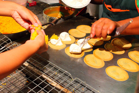 Thai crispy crepes