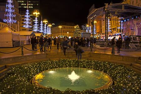 Ban Jelacic square in Zagreb advent evening viewのeditorial素材