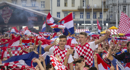 ZAGREB, CROATIA - JULY 11 Croatian football fans on the Ban Jelacic Square, watching 2018 FIFA WORLD CUP RUSSIA match Croatia vs England on July 11, 2018 in Zagreb, Croatiaのeditorial素材