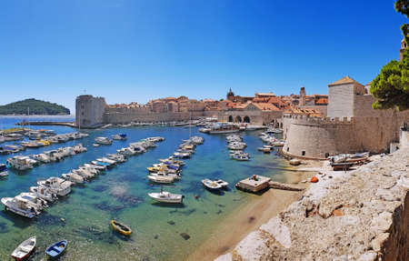 Panorama view on the historical old town Dubrovnik, Croatiaの写真素材