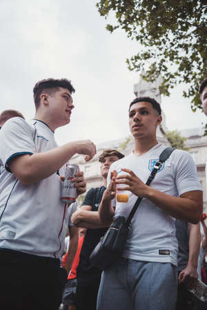 London | UK - 2021.07.12: English people fans gathering at Trafalgar Square to watch the Final Euro 2020 Football gameのeditorial素材