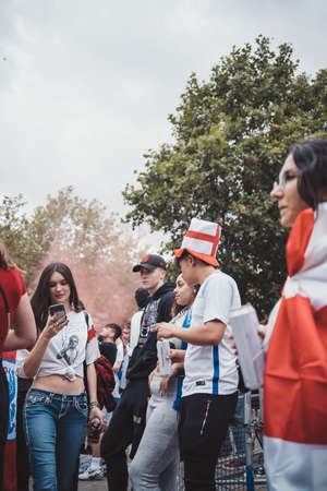 London | UK - 2021.07.12: English people fans gathering at Trafalgar Square to watch the Final Euro 2020 Football gameのeditorial素材