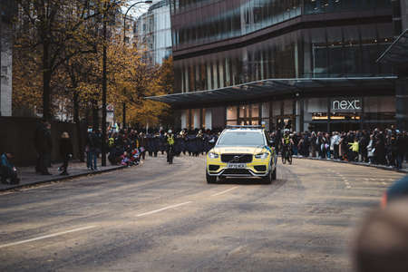 London, UK - 2021.11.13: Metropolitan Police Car in the front of Lord Mayors of London show paradeのeditorial素材