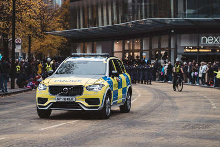 London, UK - 2021.11.13: Metropolitan Police Car in the front of Lord Mayors of London show paradeのeditorial素材