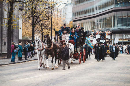 London, UK - 2021.11.13:  Worshipful Company of Coachmakers & Coach Harness Makers at Lord Mayors of London show paradeのeditorial素材