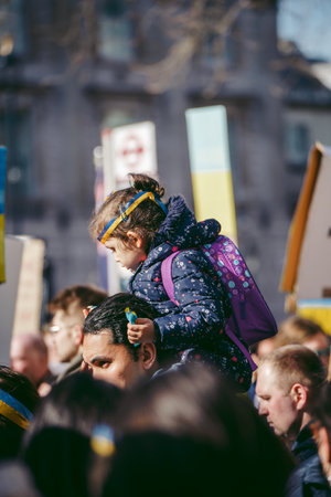 Downing Street, London | UK -  2022.02.26: Ukrainian people protest, thousands gather to demand tougher sanctions on Russia from British Government, EU and USA to stop the war in Ukraineのeditorial素材