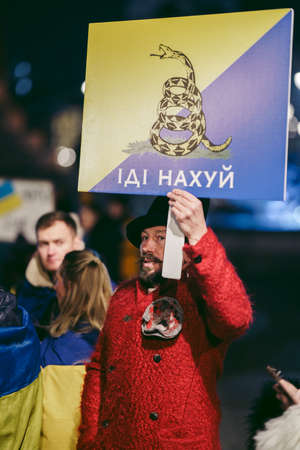 Trafalgar Square, London | UK -  2022.03.07: Ukrainian people protest, thousands gather to demand tougher sanctions on Russia from British Government, EU and USA to stop the war in Ukraineのeditorial素材