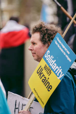 Downing Street, London | UK -  2022.03.13: Ukrainian people protest, thousands gather to demand tougher sanctions on Russia from British Government, EU and USA to stop the war in Ukraineのeditorial素材