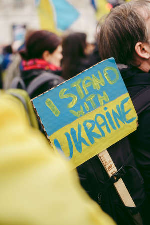 Downing Street, London | UK -  2022.03.13: Ukrainian people protest, thousands gather to demand tougher sanctions on Russia from British Government, EU and USA to stop the war in Ukraineのeditorial素材