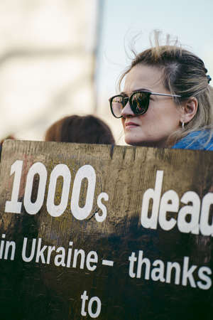 Downing Street, London | UK -  2022.03.19: Ukrainian people protest, thousands gather to demand tougher sanctions on Russia from British Government, EU and USA to stop the war in Ukraineのeditorial素材