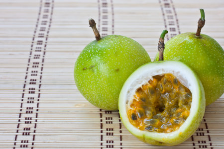passifloraceae fruit