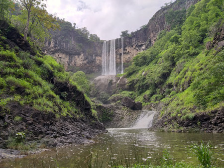 Mohadi Waterfall Indore MP Indiaの写真素材
