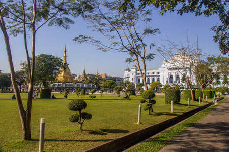 Yangon, Myanmar - December 18th 2017: Mahabandula Park, next to the Sule Pagoda and City Hall in central Yangon, Myanmarのeditorial素材